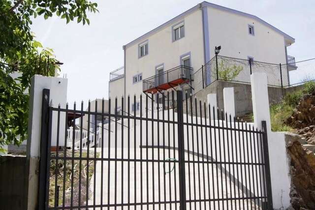 Апартаменты Apartments Villa Dadora Сутоморе-20